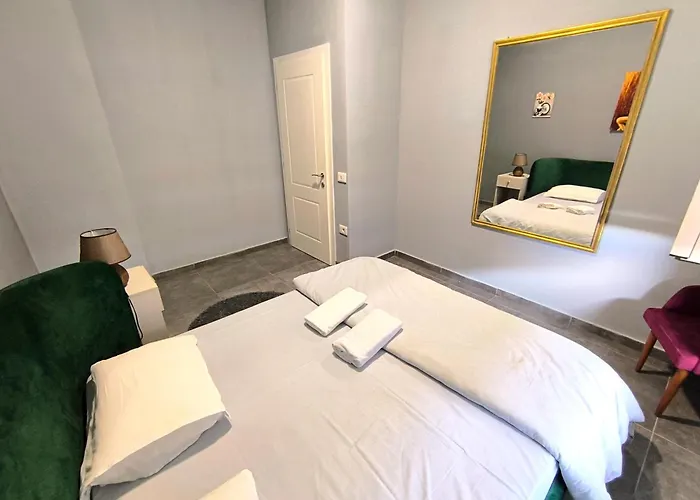 Deasapartments In 3 地拉那